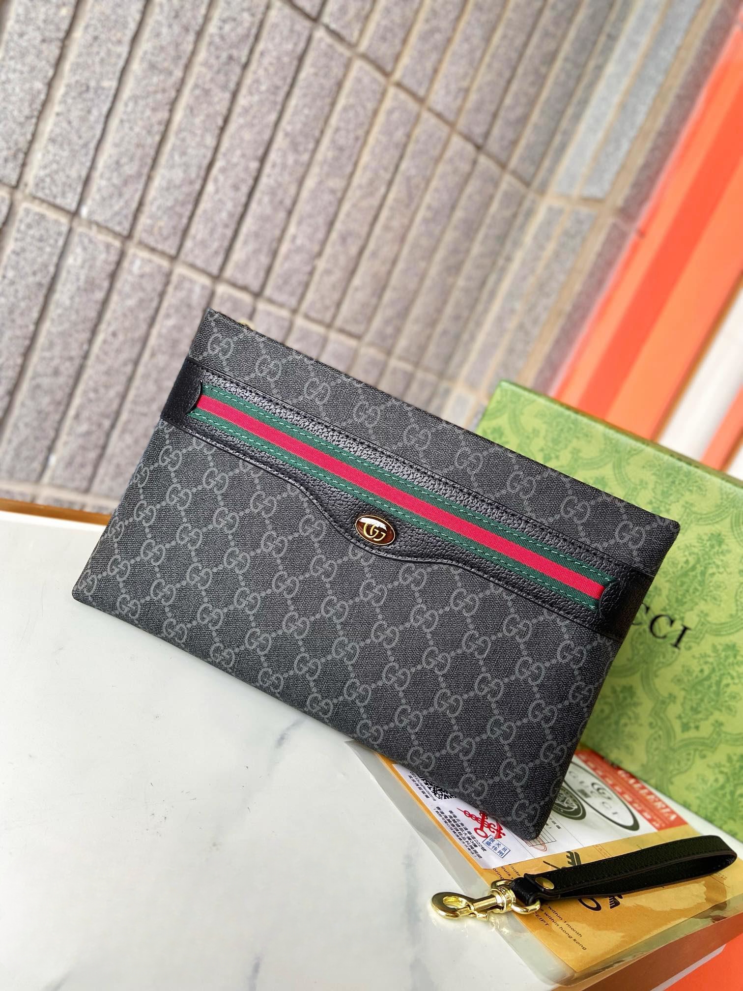 【GUCCI  公式 旗艦店】 グッチ   クラッチバッグ 当日出荷 好評に付き再入荷！28*18*2.5CM  241101