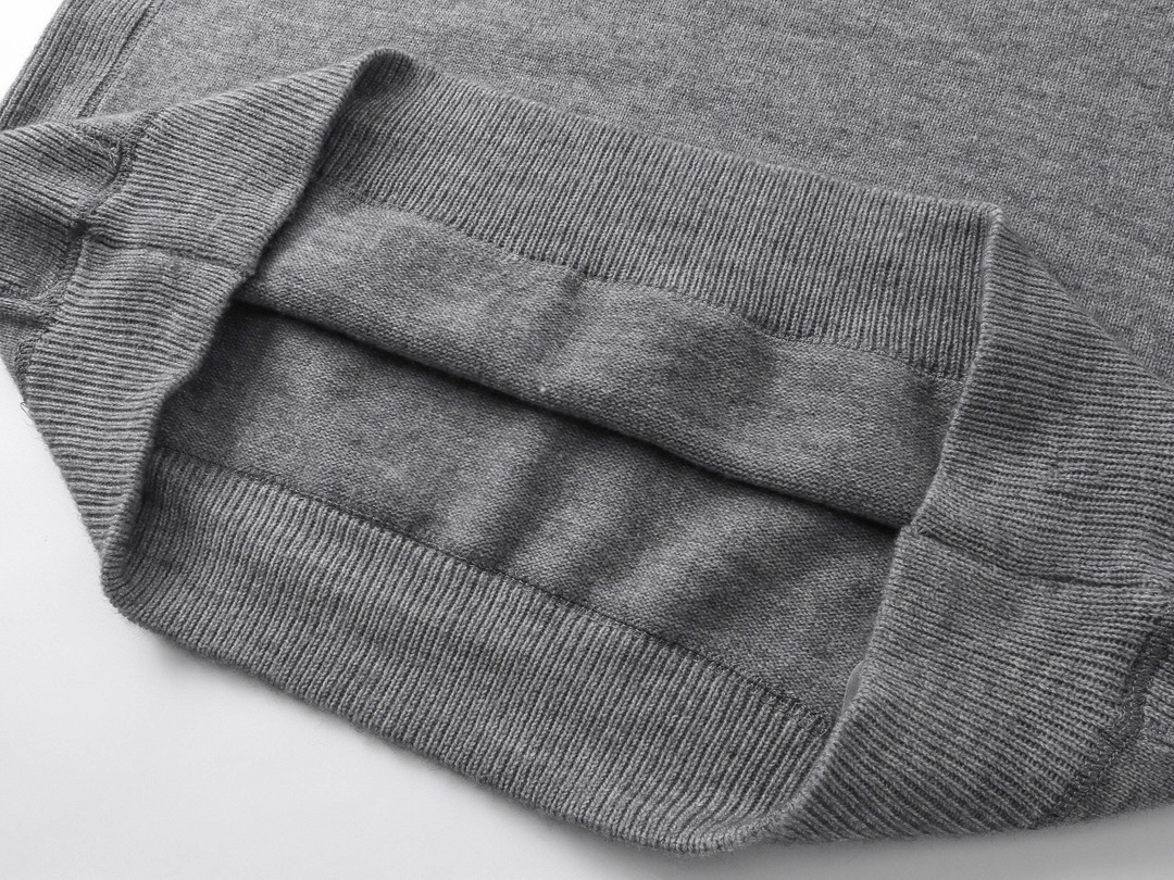 【GUCCI 公式旗艦店】グッチ  セーター好評に付き再入荷！241104