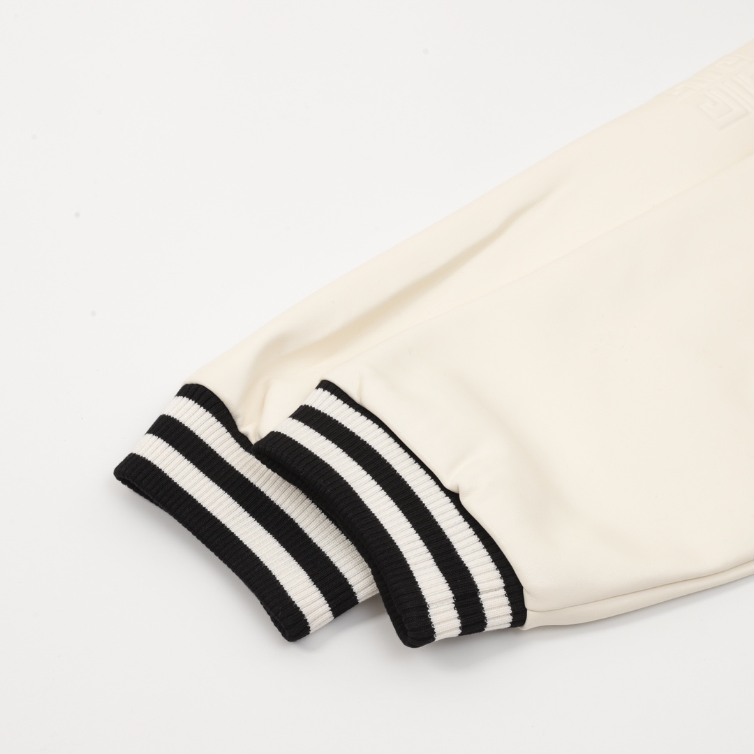【GIVENCHY 公式旗艦店】ジバンシー 野球着  ジャケット着 ご好評に付き再入荷！241112