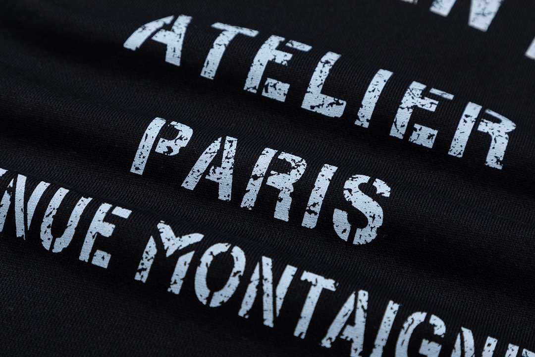 【DIOR 公式旗艦店】ディオール  丸首の衛衣 スウェットご好評に付き再入荷 241114