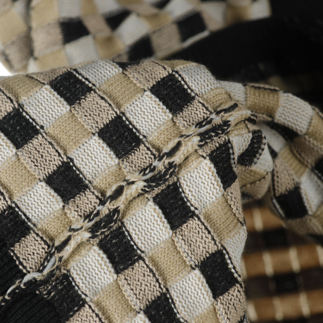 【BURBERRY  公式旗艦店】バーバリー  セーター好評に付き再入荷！241116