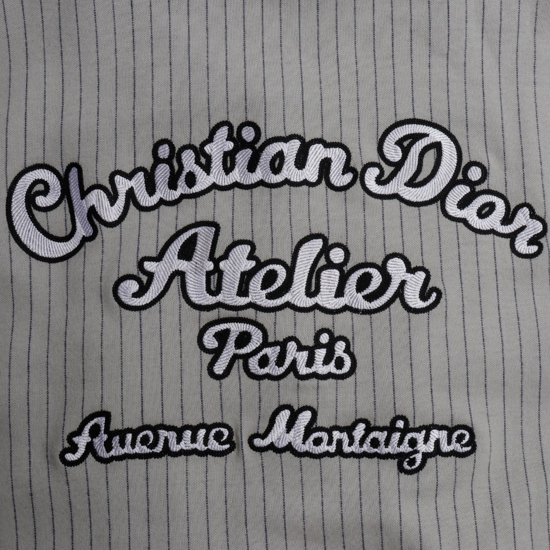 【DIOR  公式旗艦店】ディオール   ジャケット着 好評に付き再入荷！