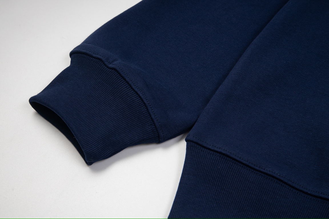 【DIOR  公式旗艦店】ディオール  丸首の衛衣  スウェット ご好評に付き再入荷！241121