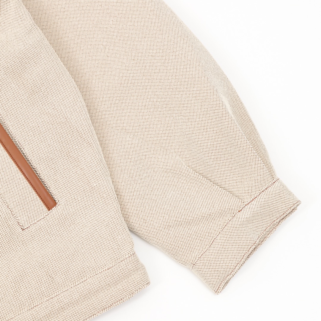 【Miumiu 公式旗艦店】 ミュウミュウ   ジャケット着  スウェット ご好評に付き再入荷！241122