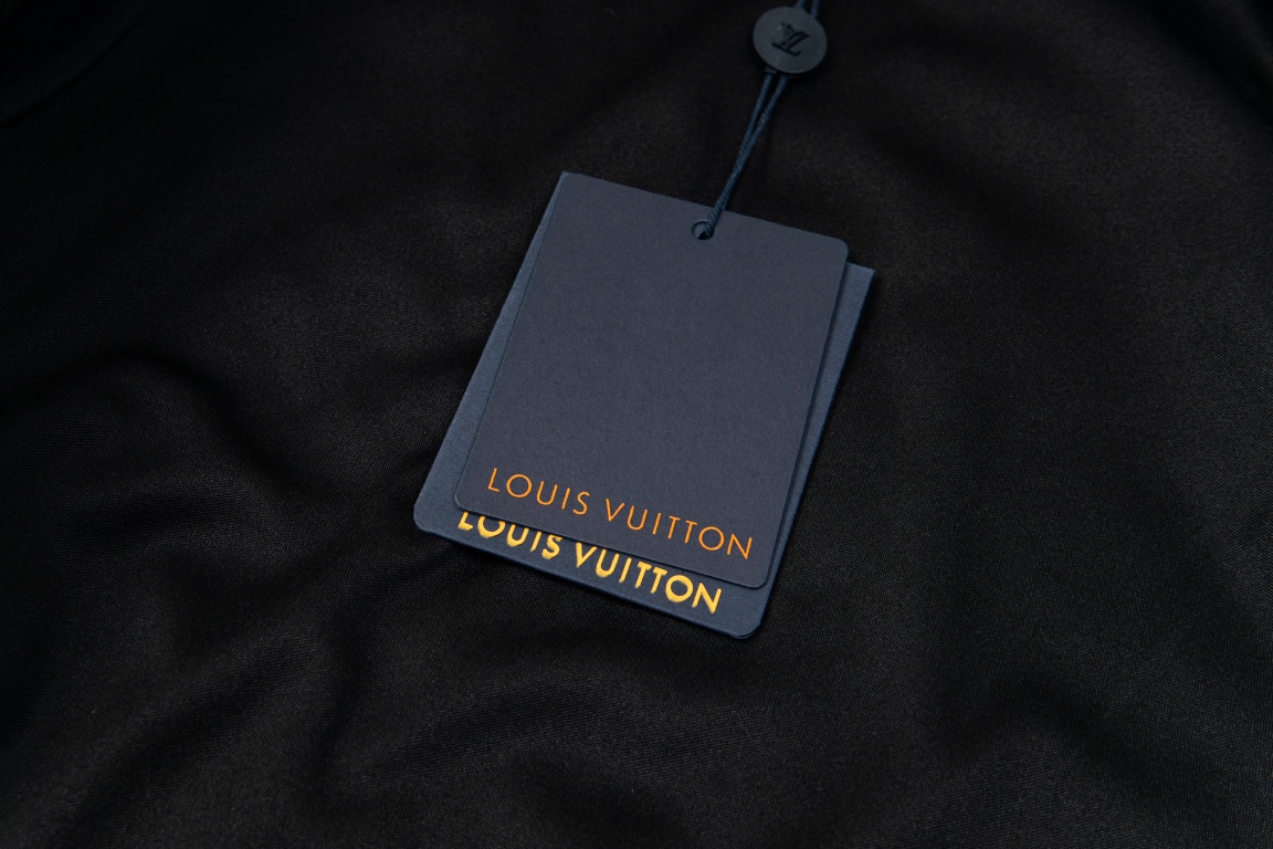 LV【LOUIS VUITTON  公式旗艦店】ルイヴィトン ジャケット着 好評に付き再入荷！241028