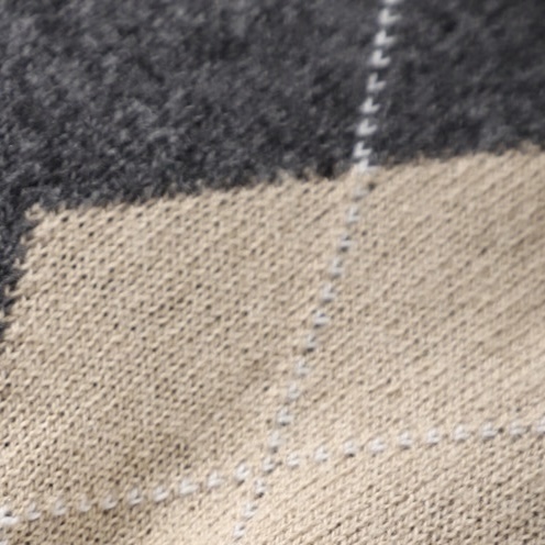 【Miumiu 公式旗艦店】ミュウミュウ  セーター好評に付き再入荷！ 241123