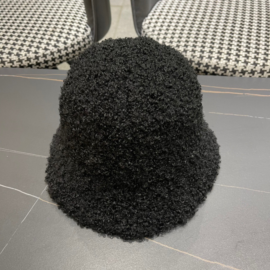 LV  LOUIS VUITTON( ルイヴィトン)フィッシャーマンズハット   241126