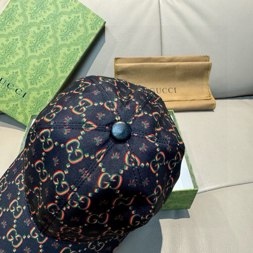 【GUCCI  クッチ 】【数量限定】 野球帽 / ハット  241126