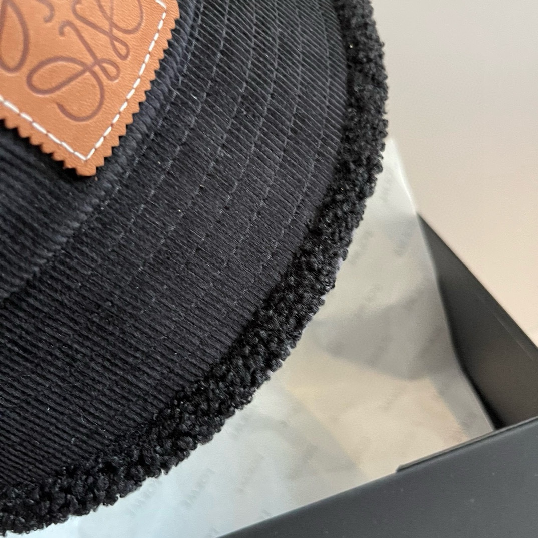 LOEWE(ロエベ )フィッシャーマンズハット 241126