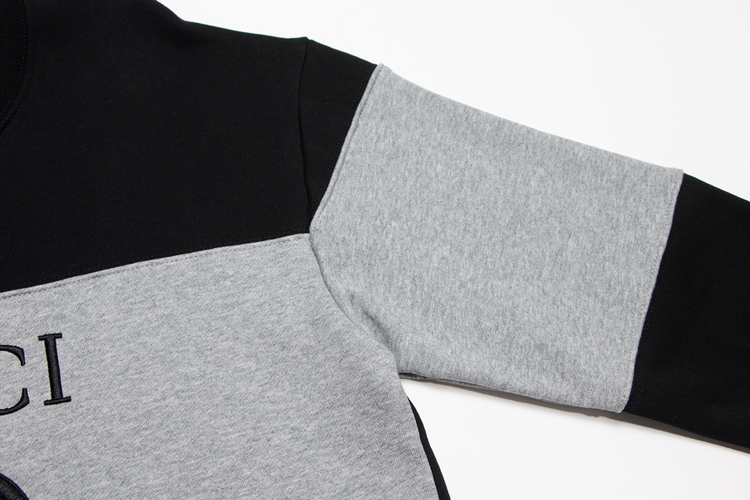 【GUCCI  公式旗艦店】グッチ  丸首の衛衣 スウェットご好評に付き再入荷！