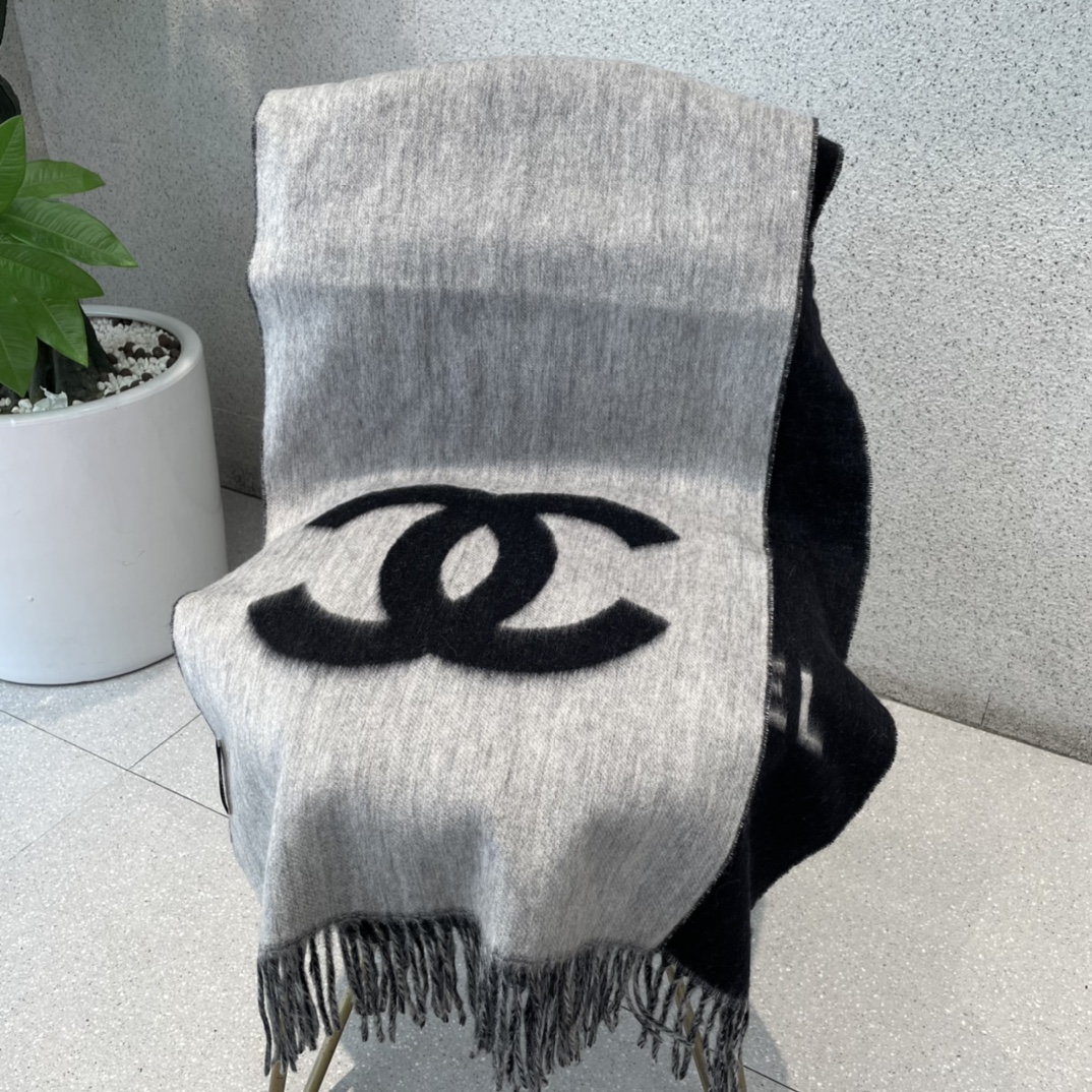 【CHANEL  シャネル 】スカーフ70*200CM