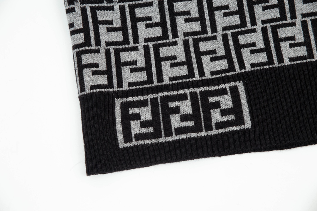 【FENDI 公式旗艦店】 フェンディ セーター好評に付き再入荷！