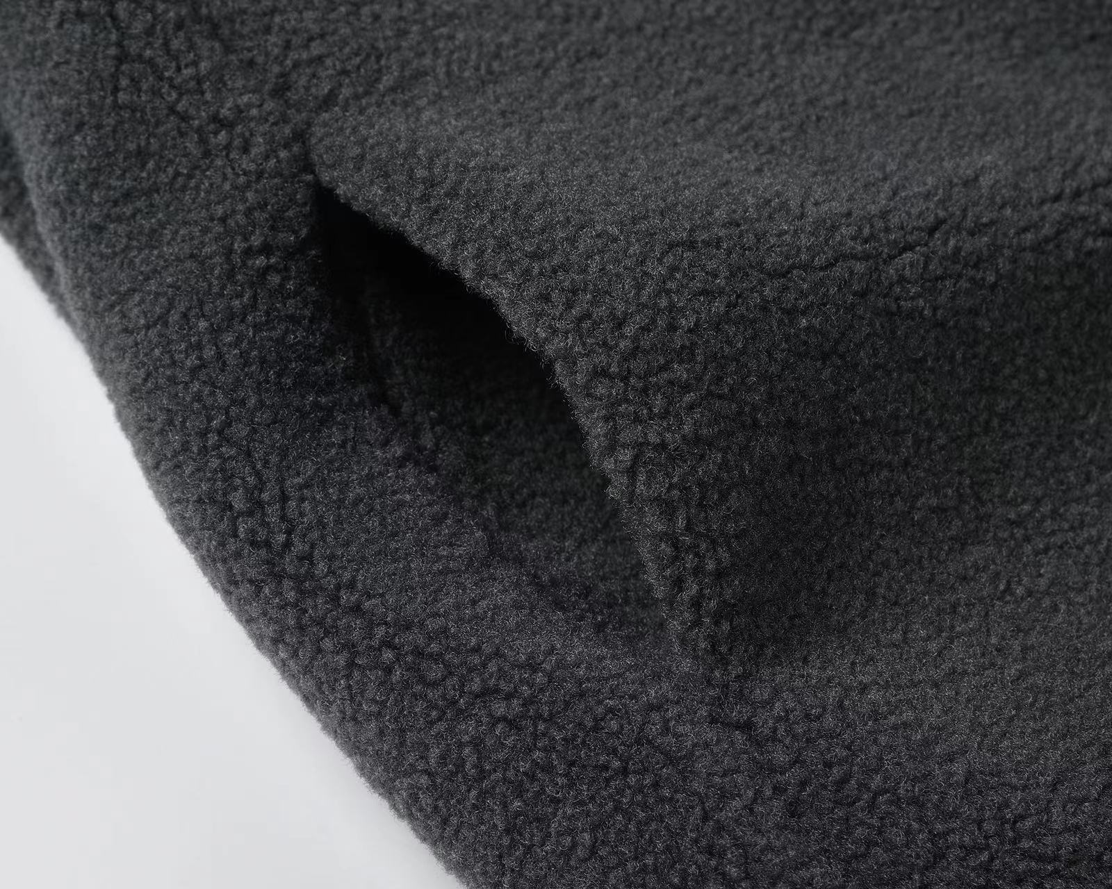 【LOUIS VUITTON  公式旗艦店】ルイヴィトン  ジャケット着 好評に付き再入荷！