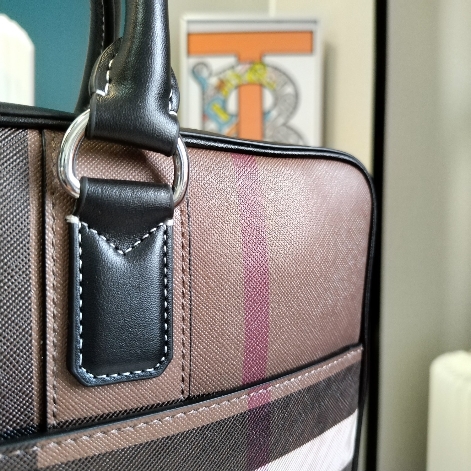 【BURBERRY 公式旗艦店】バーバリー   ハンドバッグ 当日出荷 好評に付き再入荷！37*27*7CM