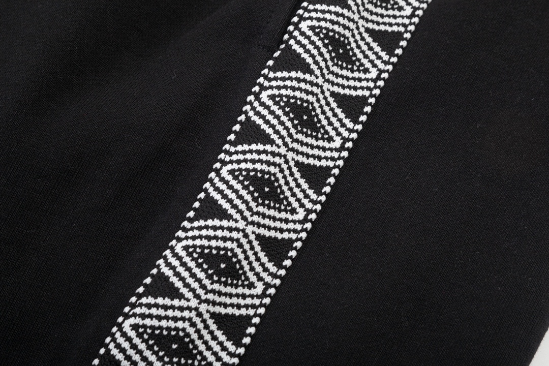 【LOEWE 公式旗艦店】ロエベ    ショートパンツ  ご好評に付き再入荷！