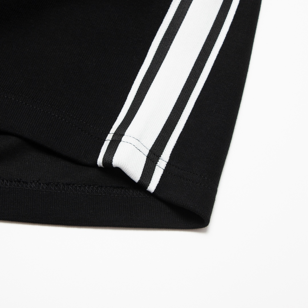 【CELINE 公式旗艦店】セリーヌ   ショートパンツ  ご好評に付き再入荷！