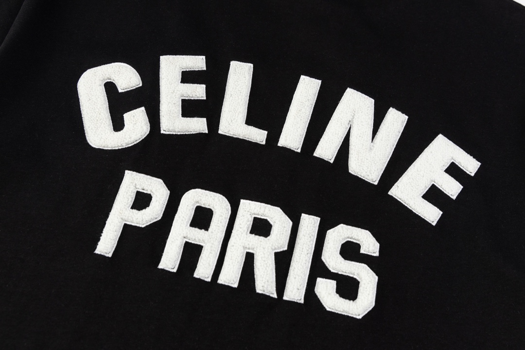 【CELINE 公式旗艦店】セリーヌ   Tシャツ ご好評に付き再入荷！