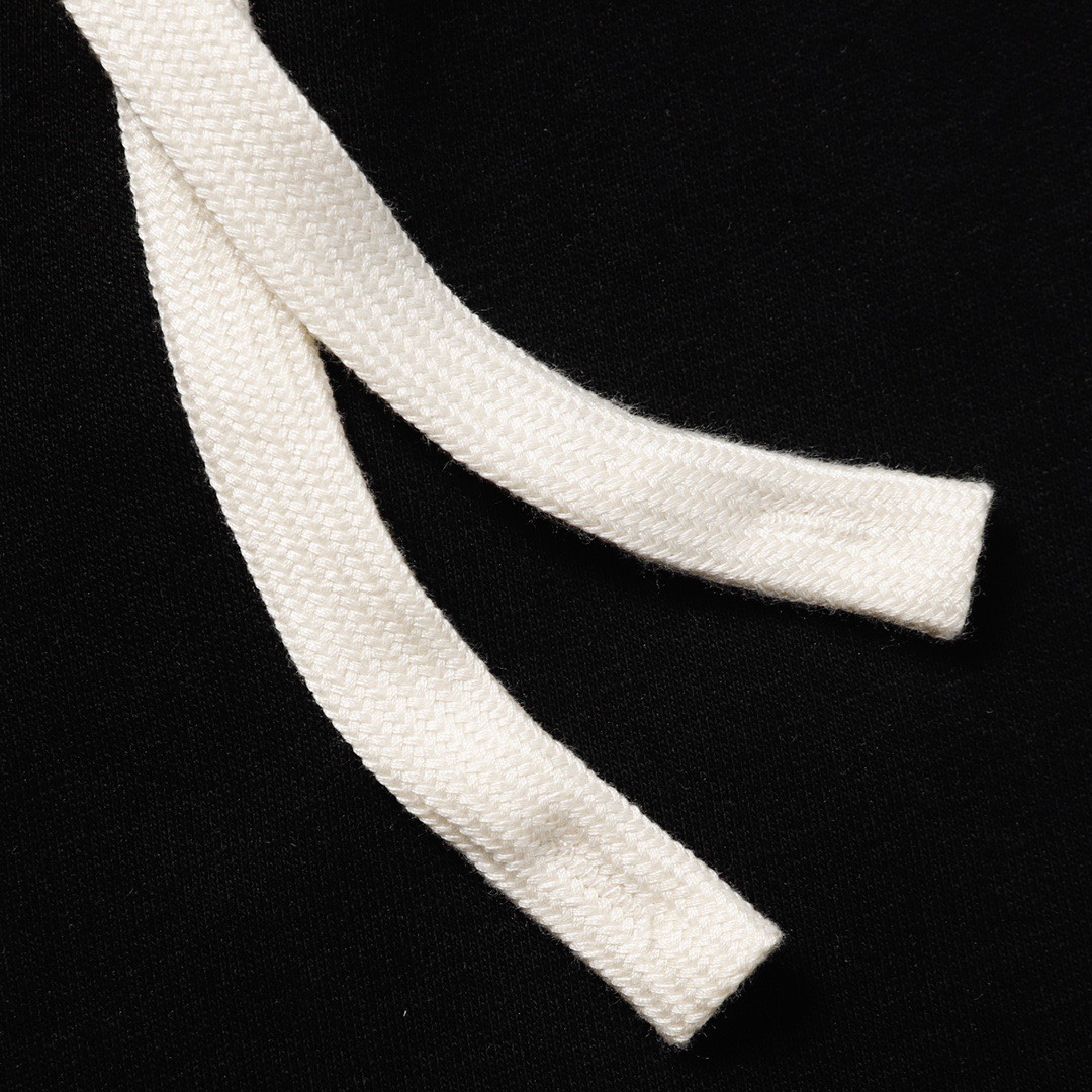 【BALENCIAGA  公式旗艦店】バレンシアガ  ショートパンツご好評に付き再入荷 240717