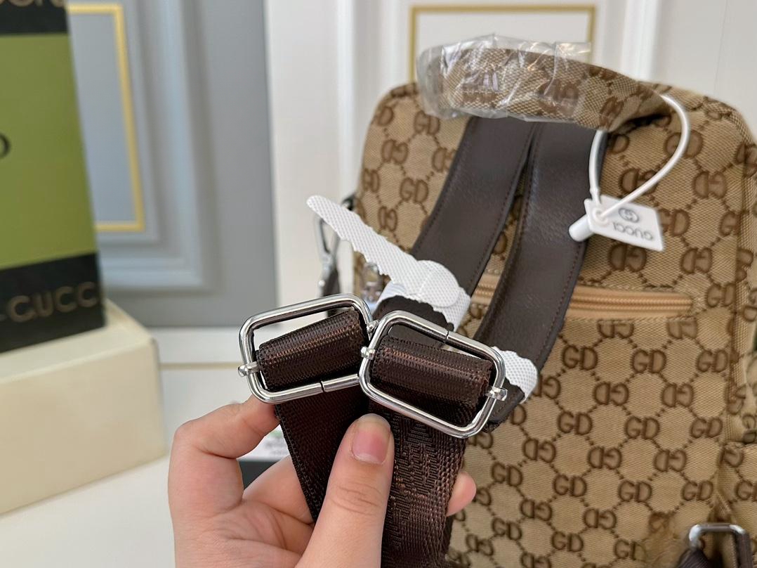 【GUCCI 公式旗艦店】グッチ リュックサック 当日出荷 好評に付き再入荷！22*30CM  240724