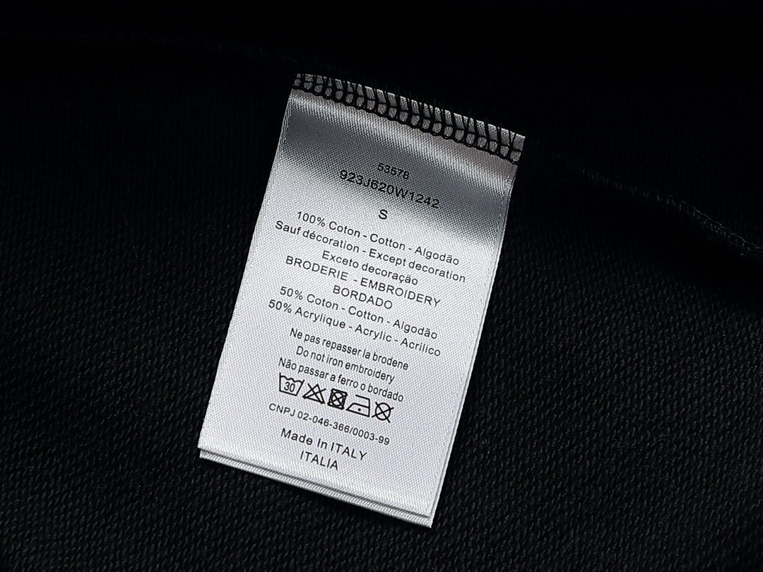 【DIOR  公式旗艦店】ディオール  丸首の衛衣 ご好評に付き再入荷！