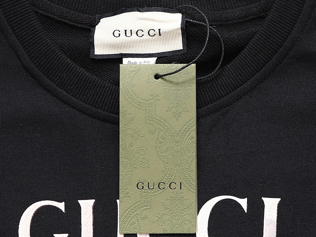 【GUCCI  公式旗艦店】グッチ 丸首の衛衣 スウェットご好評に付き再入荷 240811