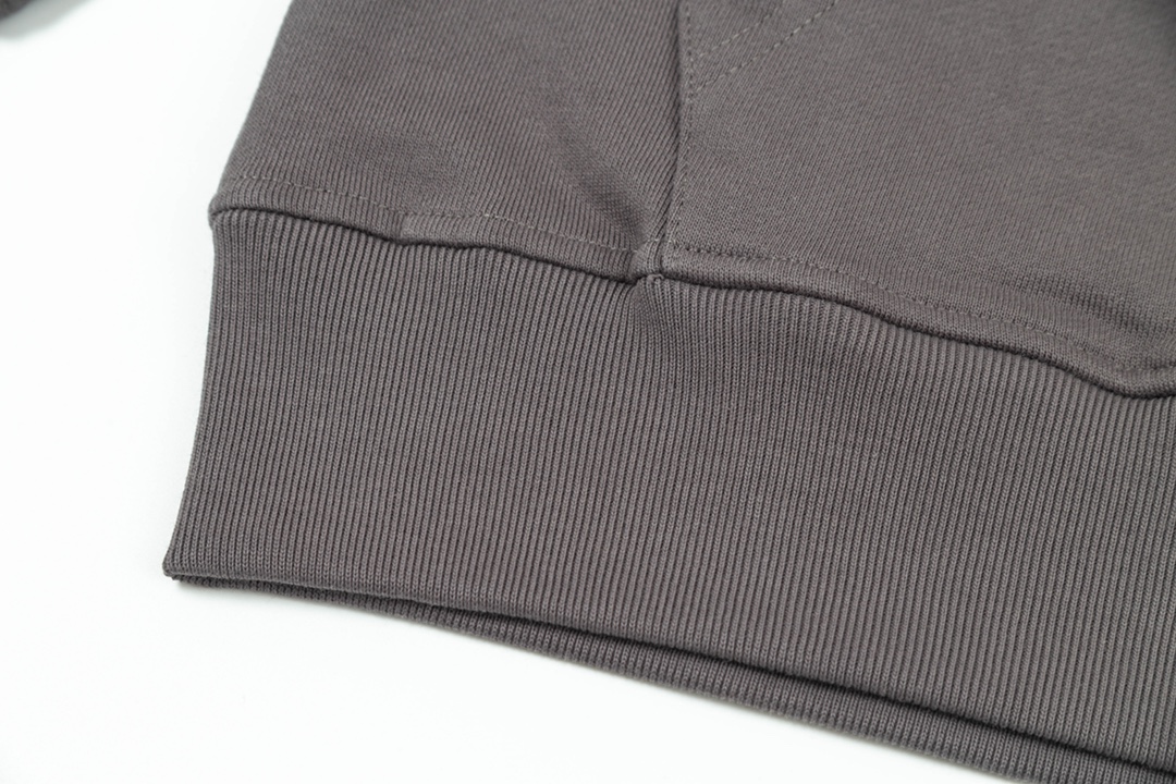 【BURBERRY  公式旗艦店】バーバリー パーカー  スウェットご好評に付き再入荷 240830