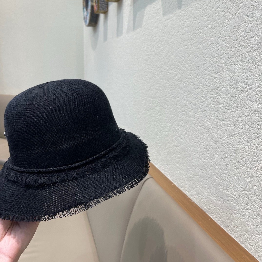 PRADA (プラダ)フィッシャーマンズハット 240904