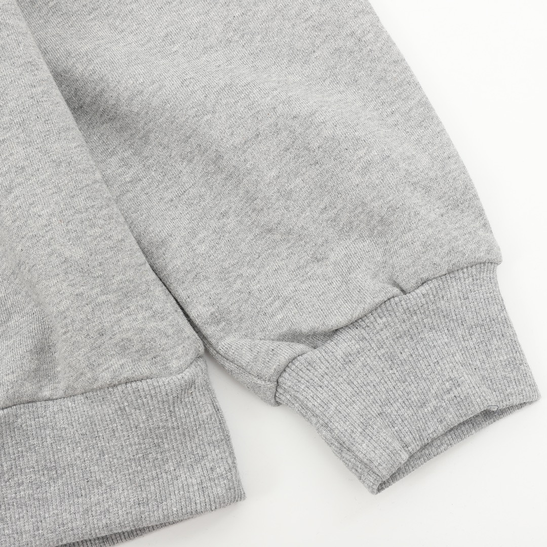 【CELINE 公式旗艦店】セリーヌ パーカー スウェットご好評に付き再入荷！