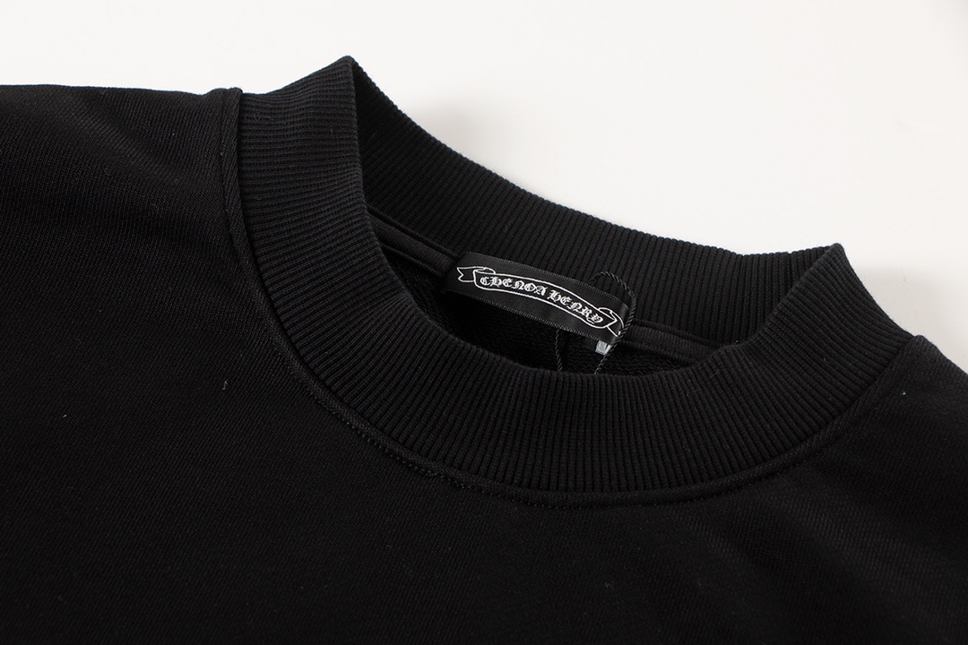 【CHROME HEARTS 公式旗艦店】クロムハーツ  丸首の衛衣  スウェットご好評に付き再入荷 240817