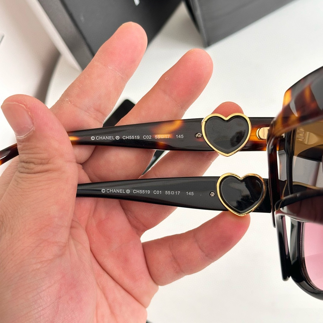 CHANEL( シャネル) サングラス 241012