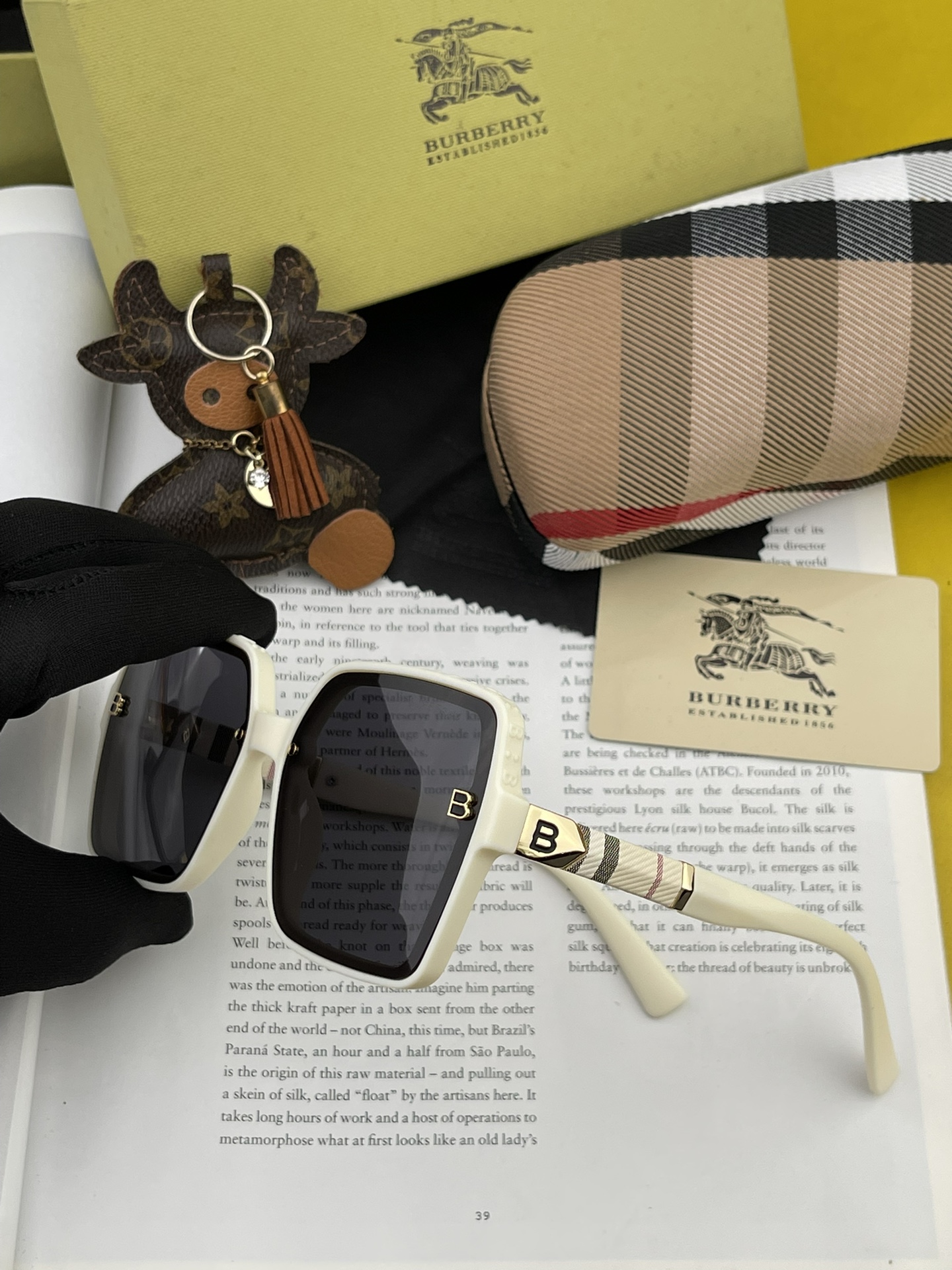 BURBERRY(バーバリー) サングラス  241014