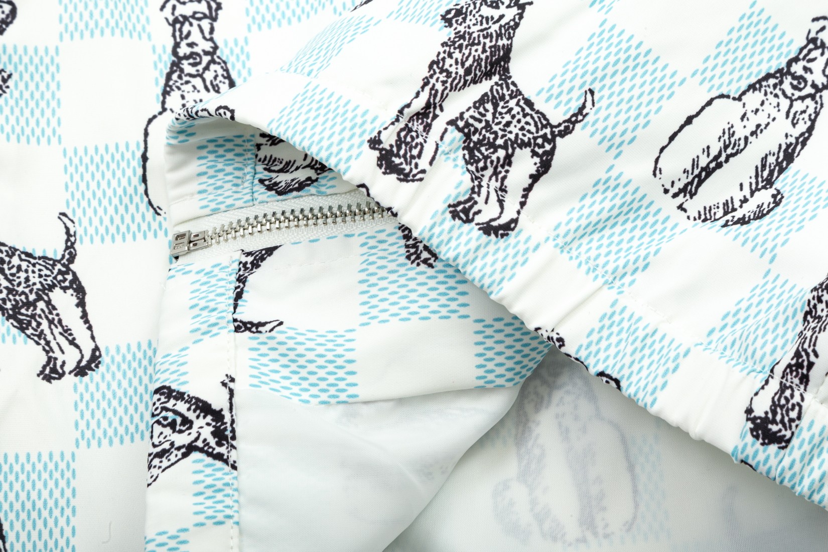 【LOUIS VUITTON 公式旗艦店】ルイヴィトン  ジャケット着 ご好評に付き再入荷！241021