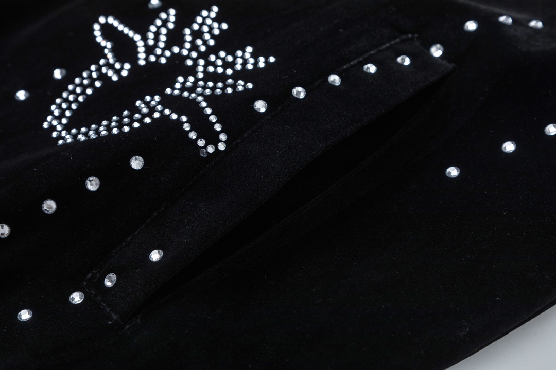 【DIOR 公式旗艦店】ディオール  ジャケット着 好評に付き再入荷！241028