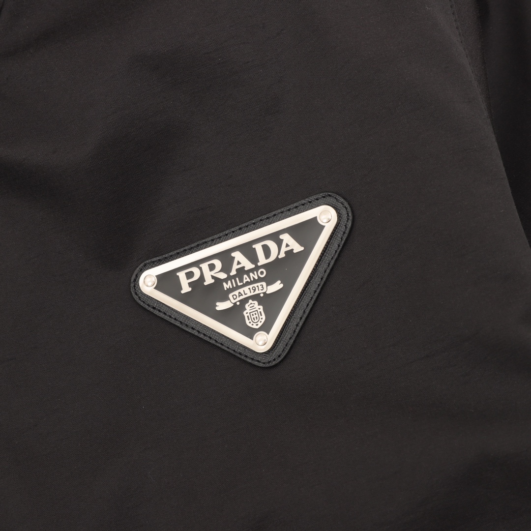 【PRADA  公式旗艦店】プラダ   ジャケット着 好評に付き再入荷！241028