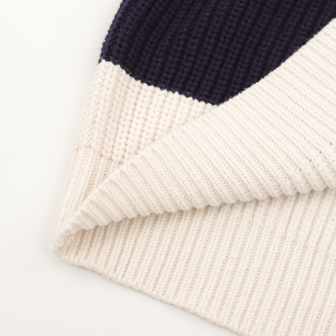 【CELINE  公式旗艦店】セリーヌ  セーター好評に付き再入荷！ 241030