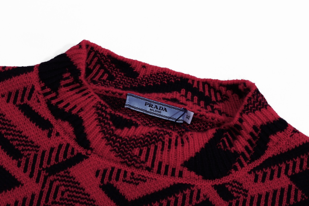 【PRADA   公式旗艦店】プラダ  セーター好評に付き再入荷！ 241031