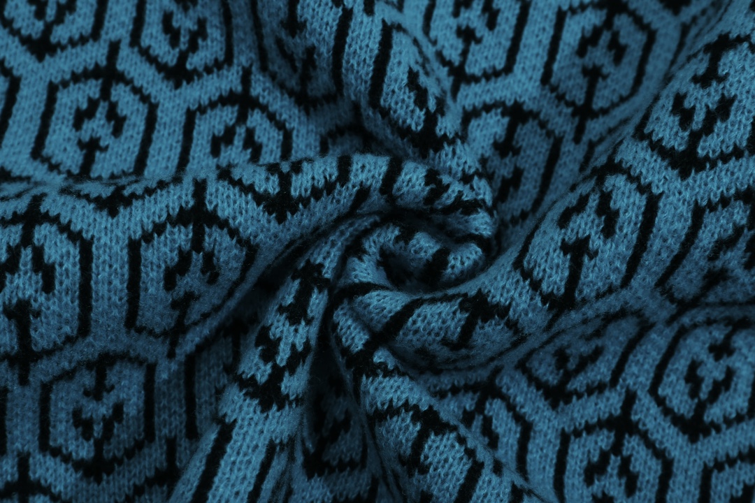 【PRADA   公式旗艦店】プラダ  セーター好評に付き再入荷！ 241031