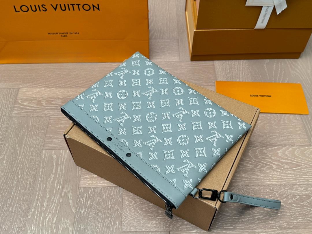 【LOUIS VUITTON  公式 旗艦店】 ルイヴィトン   クラッチバッグ 当日出荷 好評に付き再入荷！30*21CM  241101