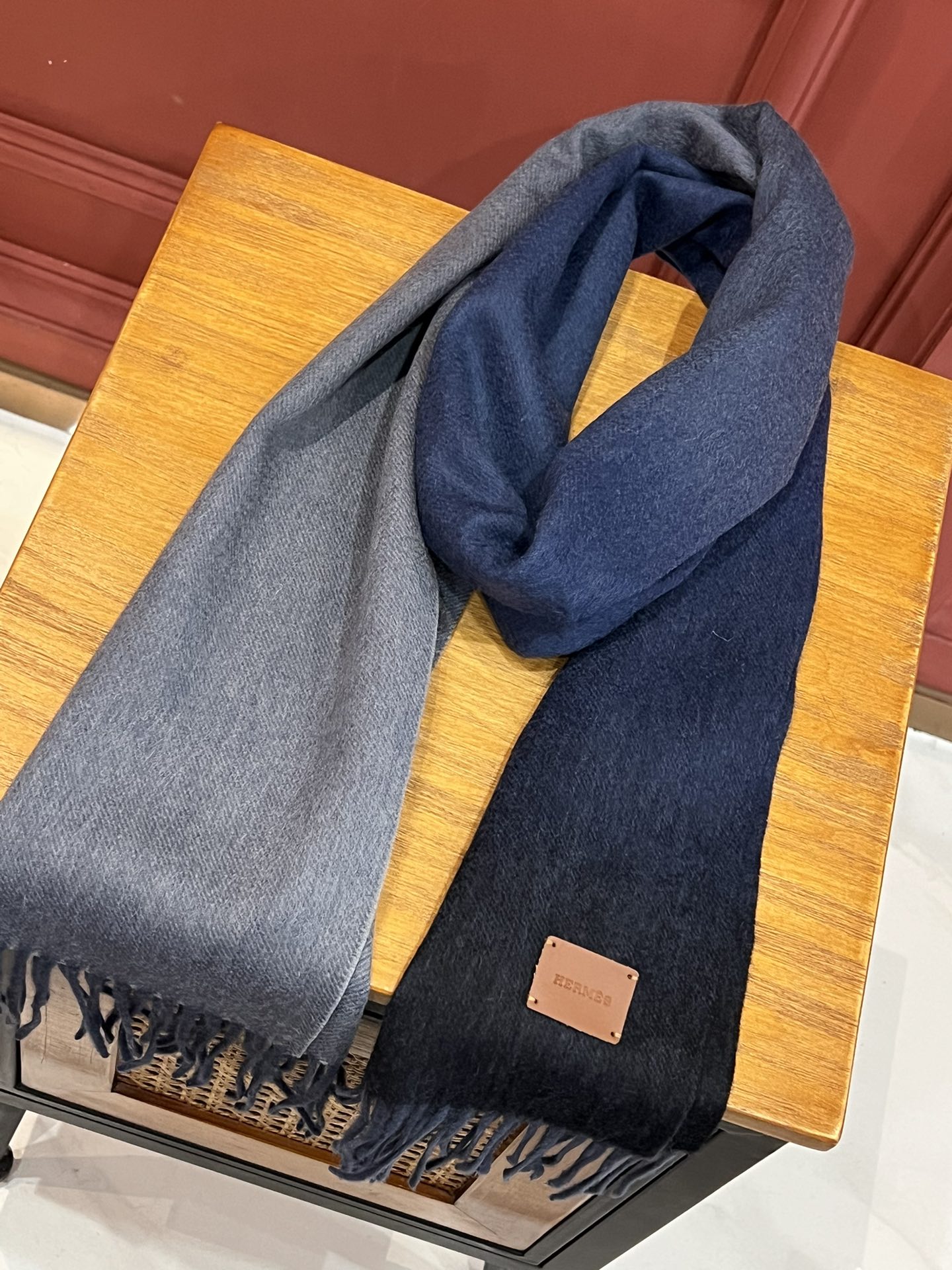 【HERMES エルメス 】スカーフ   32*190CM  241109