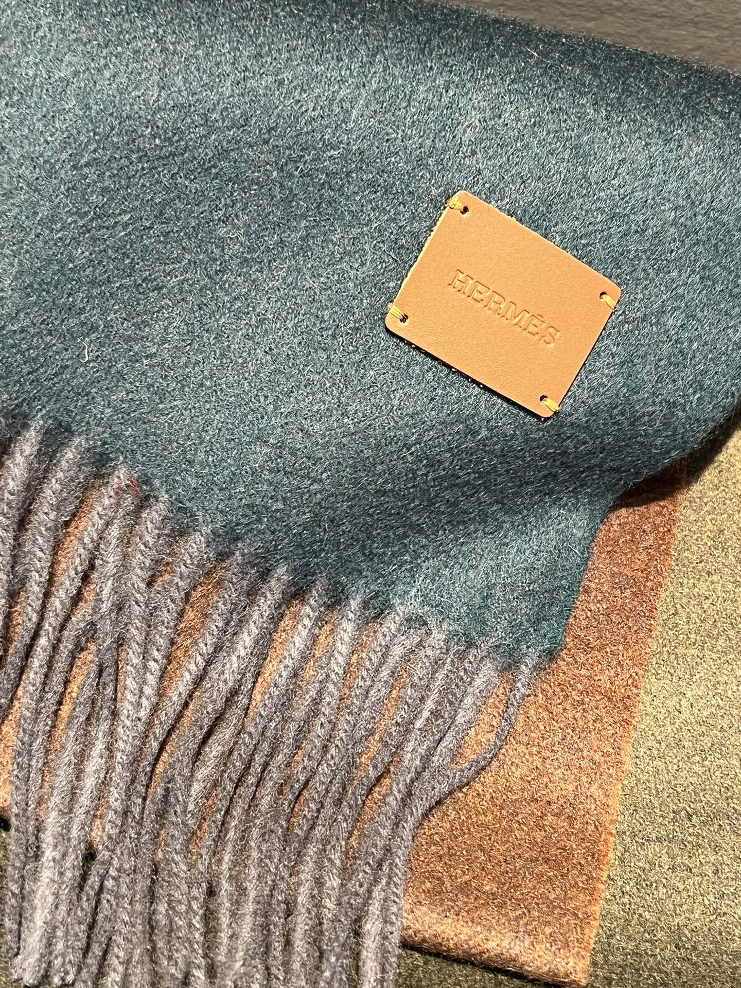 【HERMES エルメス 】スカーフ   32*190CM  241109