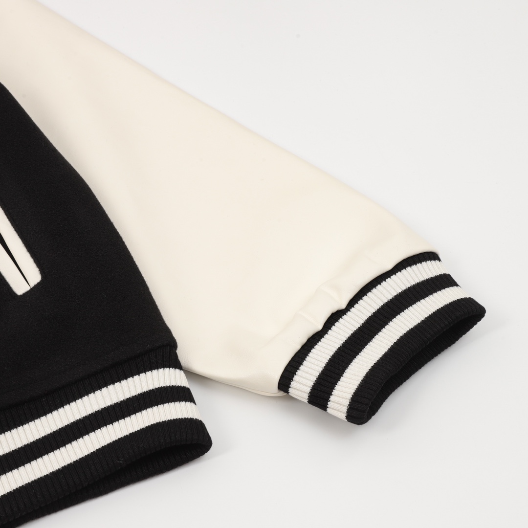 【GIVENCHY 公式旗艦店】ジバンシー 野球着  ジャケット着 ご好評に付き再入荷！241112