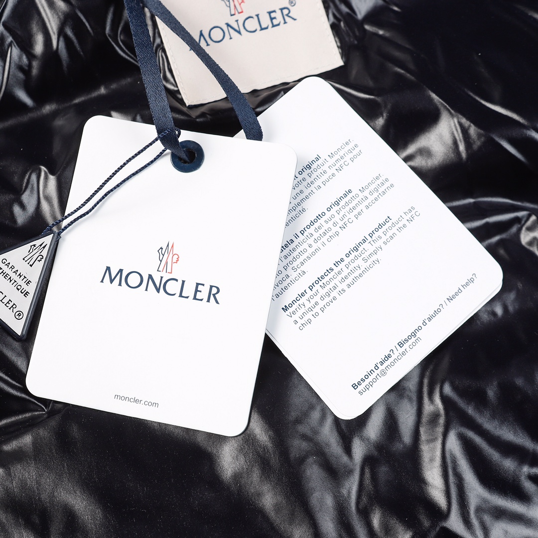 【MONCLER 公式旗艦店】モンクレール  ダウンジャケット好評に付き再入荷！ 241113