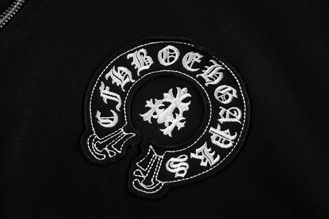 【CHROME HEARTS 公式旗艦店】クロムハーツ  パーカー  スウェットご好評に付き再入荷  241114