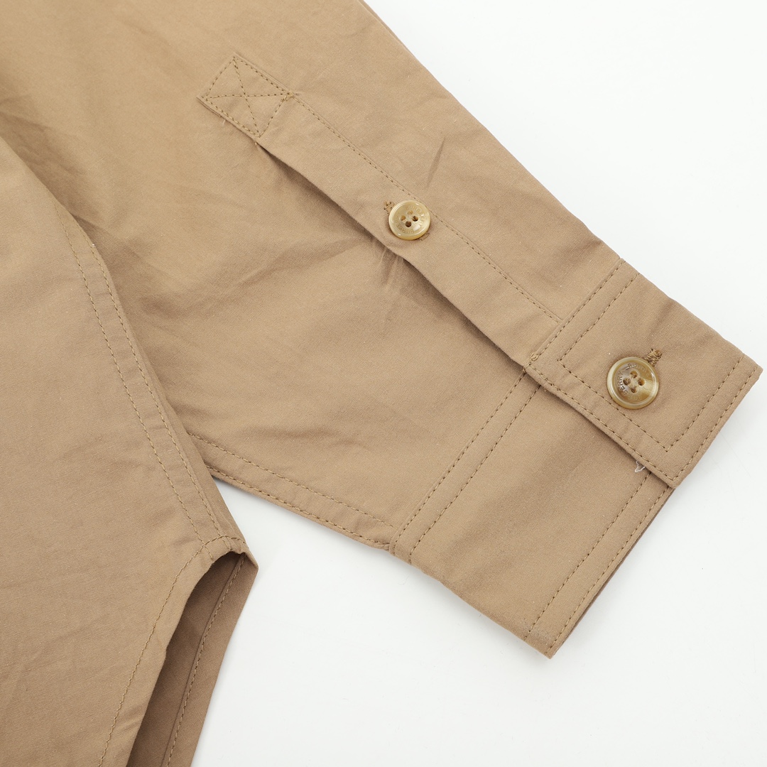 【BURBERRY  公式旗艦店】バーバリー  シャツ ご好評に付き再入荷 241119