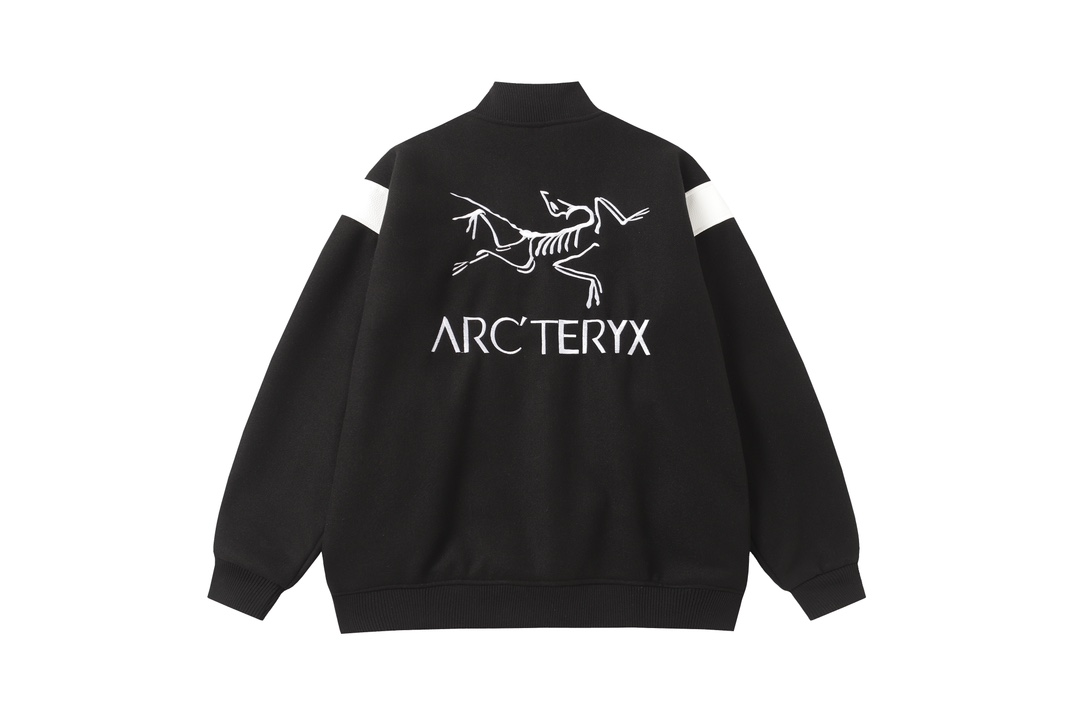 【ARCTERYX  公式旗艦店】アークテリクス  ジャケット着  スウェット ご好評に付き再入荷！241123