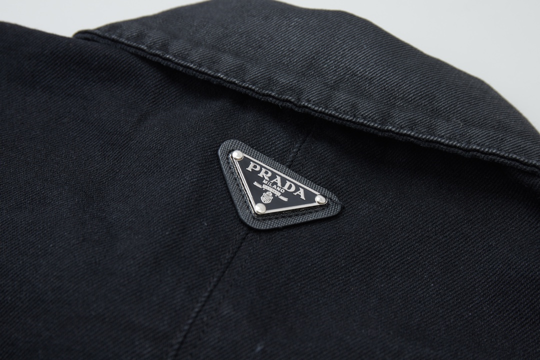 【PRADA  公式旗艦店】プラダ   ジャケット着 好評に付き再入荷！241123