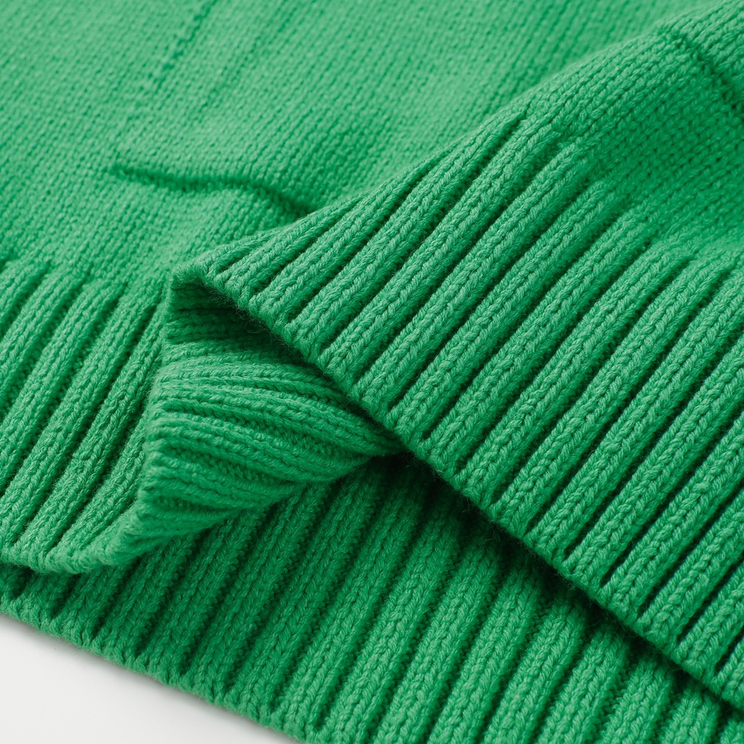 【BALENCIAGA  公式旗艦店】バレンシアガ   セーター好評に付き再入荷！ 241123