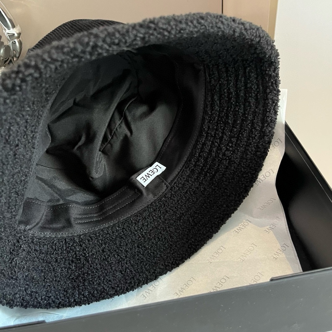 LOEWE(ロエベ )フィッシャーマンズハット 241126