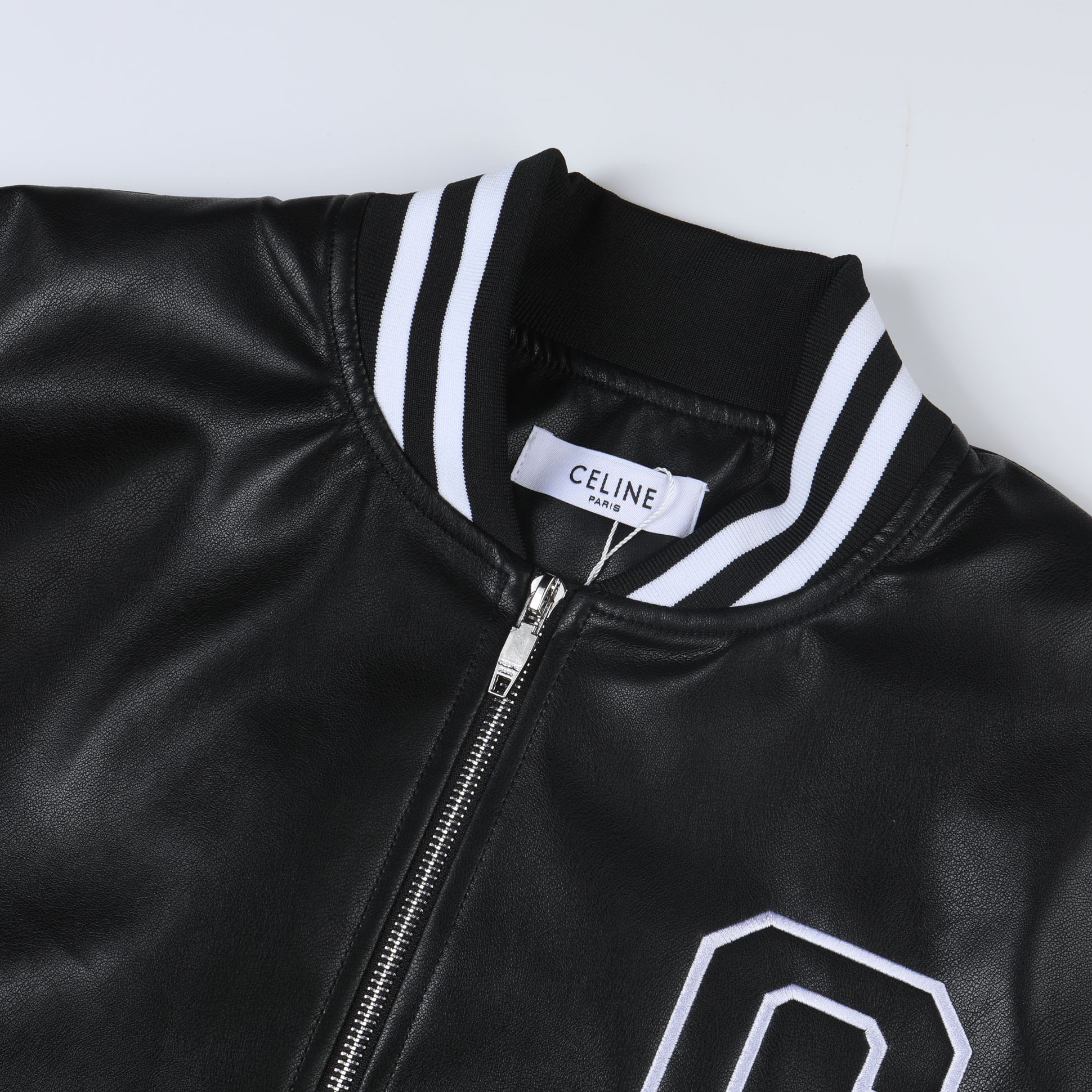 【CELINE 公式旗艦店】セリーヌ  ジャケット着好評に付き再入荷！