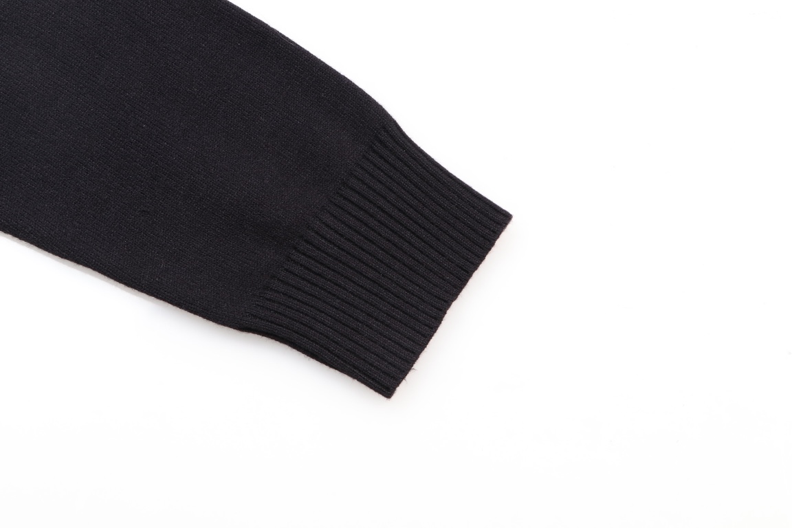 【MONCLER 公式旗艦店】モンクレール セーター好評に付き再入荷！